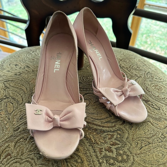 Chanel Pink Pumps - Picture 1 of 5